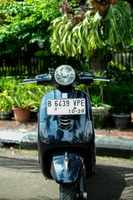 PIAGGIO VESPA METIC LX 125 IGET 2017 ( BISA KREDIT )