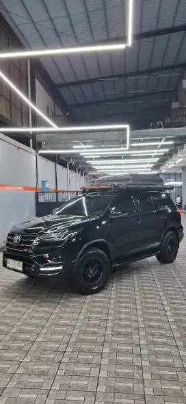 Fortuner 2.8 Tetradrive 4x4, Overland Specs, Low KM