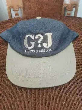 Topi vintage guess