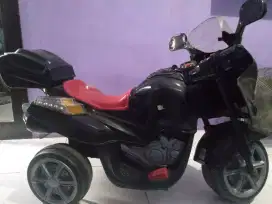 di jual motor² an anak