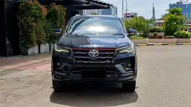 Toyota Fortuner 2.4 VRZ TRD Sportivo AT Facelift Model 2021 NIK 2020