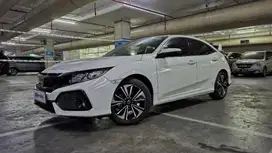 [OLXmobbi] Honda Civic Hatchback 1.5 S Bensin-AT 2018 Hitam /