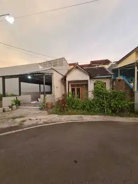 Rumah hitung tanah dekat jalan raya jaten karanganyar solo