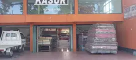 Gudang dan Toko Busa di Jl Raya Purbalingga