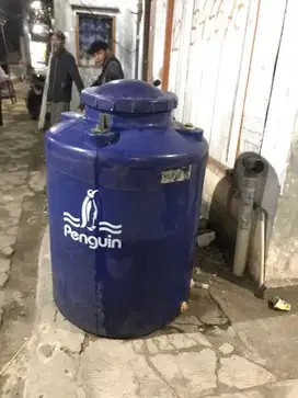 Toren Pengiun 520 Liter