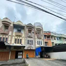 Ruko Jemadi 3.5 Tingkat Kosong Brayan Krakatau