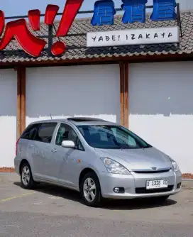 Toyota WISH 1.8 A/T ( SUNROOF ) CBU jepang