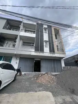 Ruko Murah Tepi Jalan Cocok Untuk Kantor Dan Bank Lokasi Dekat JCM