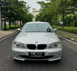 BMW E87 120i A/T Tahun 2005 Warna Abu-abu Metalik, Low Km 65rb Antik