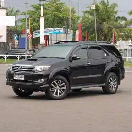 Toyota Fortuner Vnt 2015 Diesel AT