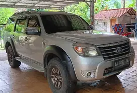 Ford Everest 2007 4x2 MT