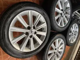 Velg Camry Hybrid R17 Zenix alphard harier venturer lexus