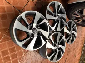 Velg Original Avanza Veloz R15 Livina xenia