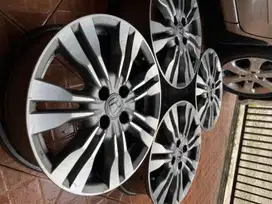 Velg Honda City R16