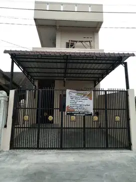 Dijual kostan Eksekutif 10 pintu di bawah harga NJOP Butuh uang cepat