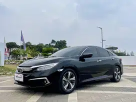 Honda Civic 1.5 ES at 2019