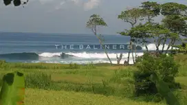 SPECTACULAR BEACHFRONT LAND FOR ADVENTURE ENTHUSIASTS IN KLUNGKUNG