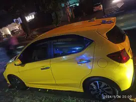 Honda Brio RS, manual,warna kuning pajak panjang, tahun 2019