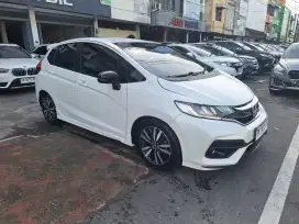 NEW HONDA JAZZ RS AT AUTOMATIC 2017 PUTIH