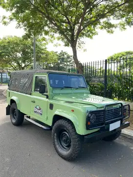 Land Rover Defender 110 Canvas 300Tdi