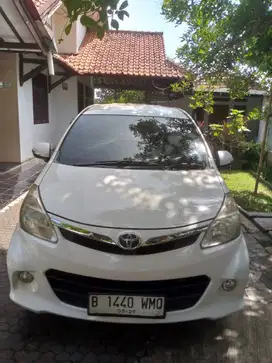 Dijual Avanza Veloz tahun 2012