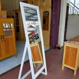 Standing miror ukuran 50x150cm
