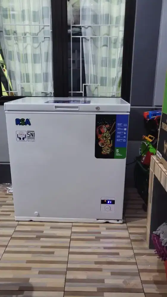 Freezer RSA 200LT garansi hidup