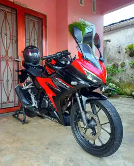 HONDA CBR 150R 2019!!