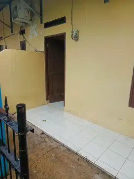 SEWA KONTRAKAN PASUTRI