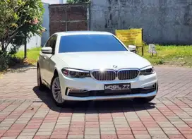 BMW 530i G30 Luxury odo 20rb Tahun 2018