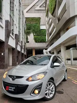 TDP 10JT MAZDA 2 RZ MATIC 2013 SIAP PAKAI DALAM KOTA DAN LUAR KOTA