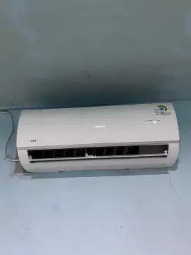 AC MIDEA 1/2 PK