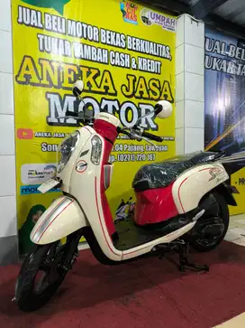 Scoopy fi 2014 bisa kredit AJM