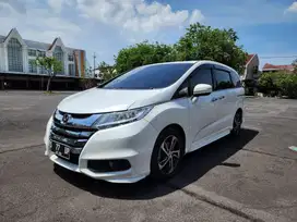 HONDA ODYSSE 2.4 E CVT AT TAHUN 2015 GOOD CONDITION