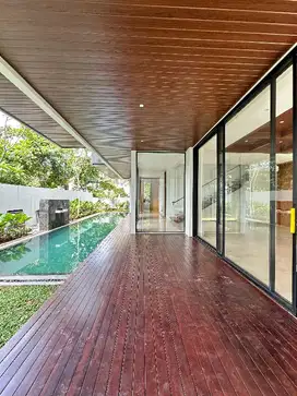Dijual Rumah Siap huni di perumahan Kemang Jakarta Selatan