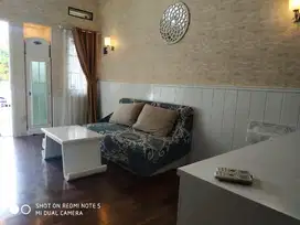 rumah bagus full furnish kota baru parahyangan