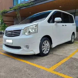 Toyota Nav1 2013 Bensin