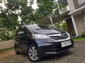 Honda Freed E PSD 2012 Burgundy Metalik Full ORI Pemakaian Pribadi