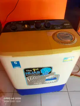 Mesin cuci aqua,,,400000 nego