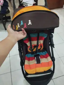 Jual stroler pliko dan sepatu roda anak baru