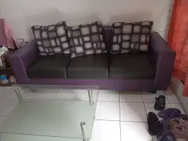 dijual cepat sofa dan meja satu set