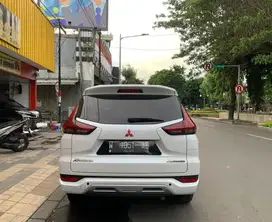 Mitsubishi Xpander 1.5 Ultimate Matic 2019 Putih Tgn 1 KM Rendah