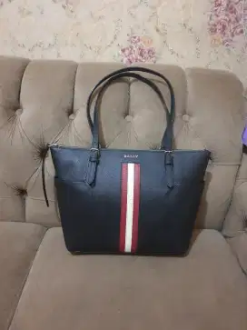 Mulus .authentic tas  wanita .tote bag bally