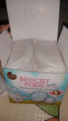 Breastpad dan kantong asi