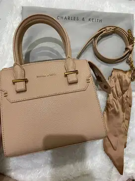Like New Tas Charles & Keith Original Counter Pakuwon Mall