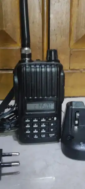 Icom tipe V80 saluran vhf