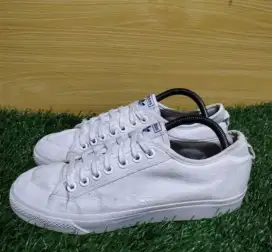 Sepatu Adidas Nizza Trefoil Triple White Size 43