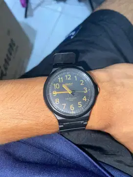 Jam Tangan Casio Hitam MQ 24