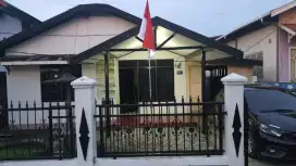 Dijual rumah dibanjar utara