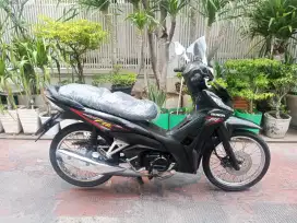 Dijual cepat motor bekas siap pakai Revo fit 2019